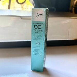 IT Cosmetics - CC+ Cream Oil-Free Matte with SPF 40